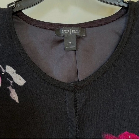 White House Black Market XS Black Floral Embellished Cardigan Sweater Top - Picture 2 of 14